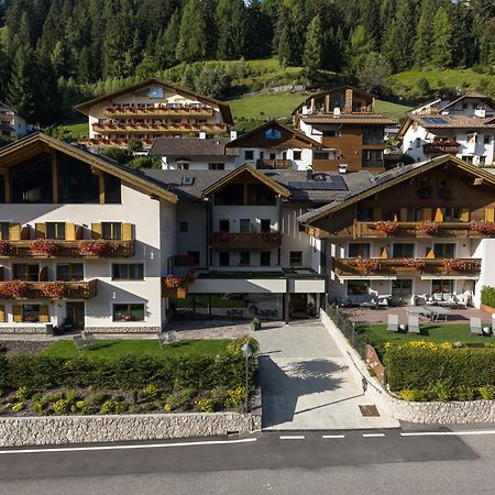 Hotel Vernel Santa Cristina Val Gardena 外观 照片
