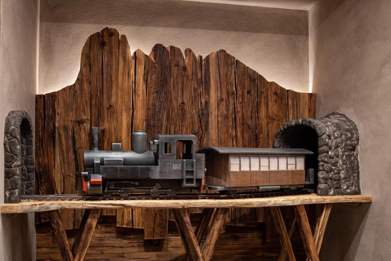 Hotel Vernel Santa Cristina Val Gardena 外观 照片
