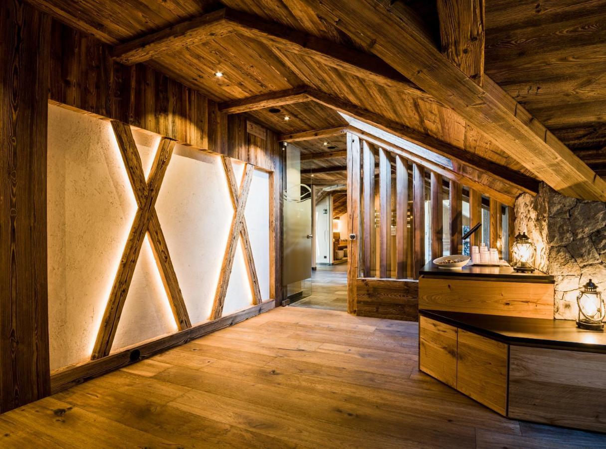 Hotel Vernel Santa Cristina Val Gardena 外观 照片