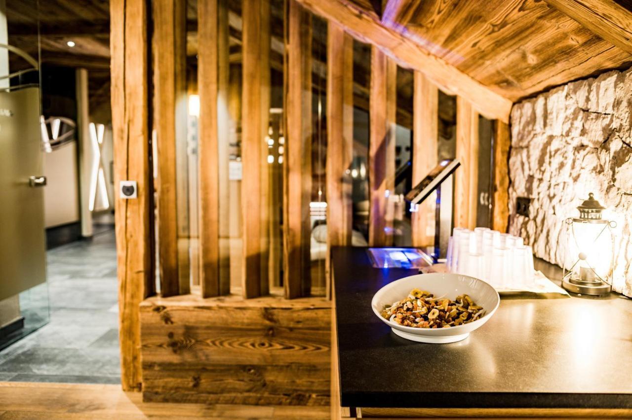Hotel Vernel Santa Cristina Val Gardena 外观 照片